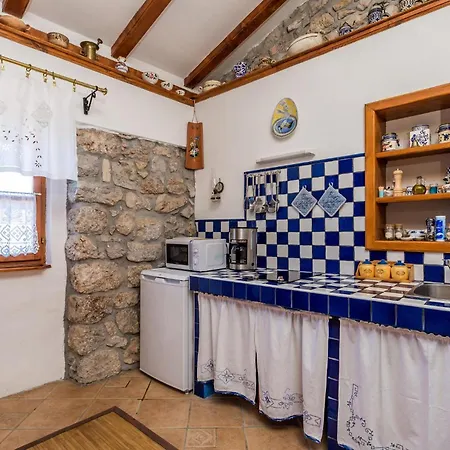 Gorgeous In With House Sea View Holiday home