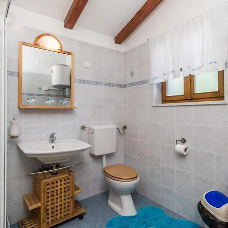 Gorgeous In With House Sea View Holiday home
